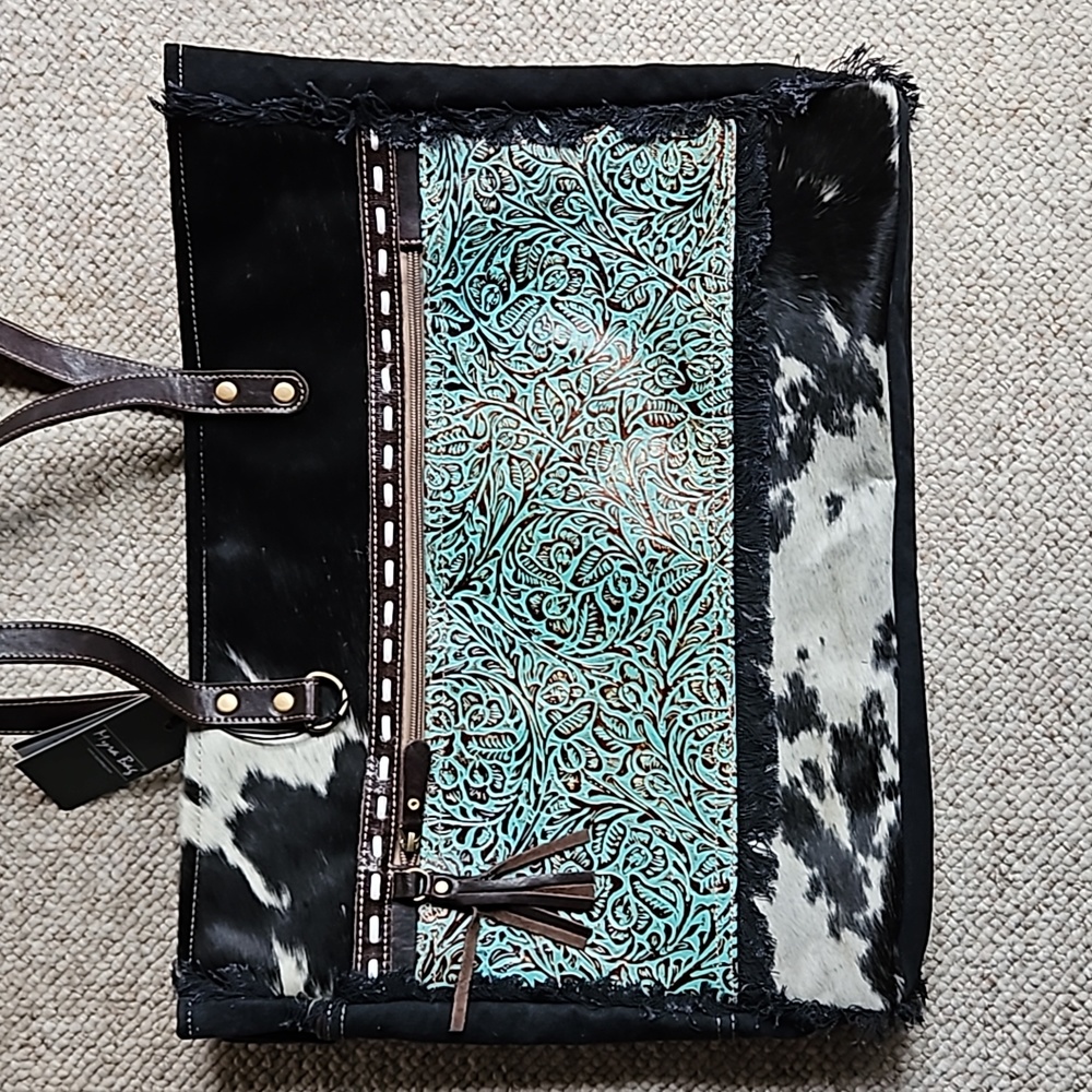 ❤️🔥 Gorgeous Weekender  Bag